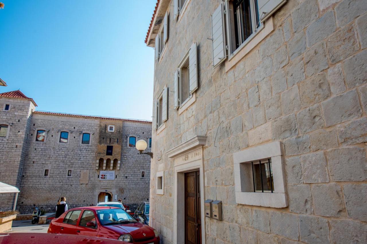Heritage Villa Vitturi Sea View Kaštela Eksteriør billede
