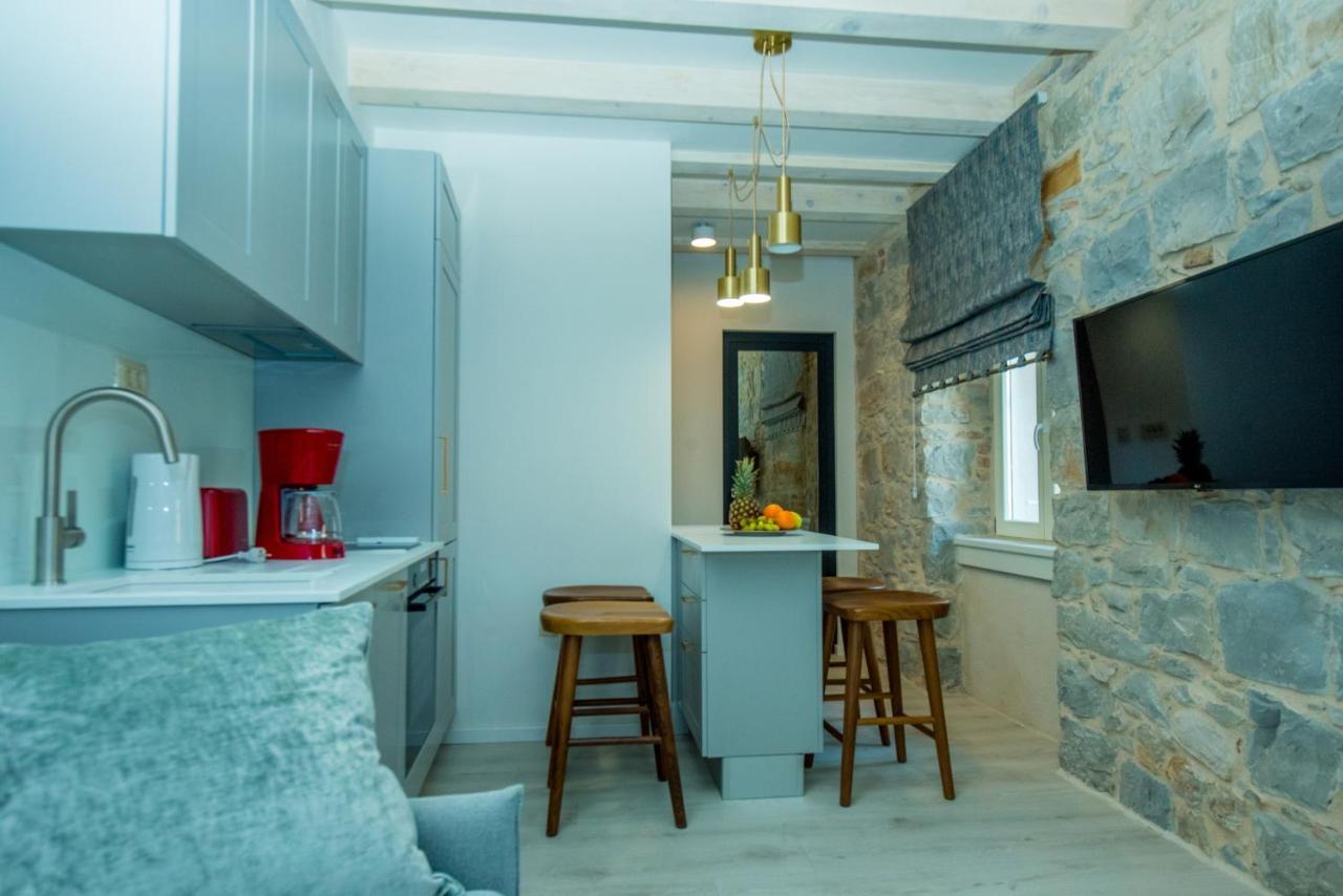 Heritage Villa Vitturi Sea View Kaštela Eksteriør billede