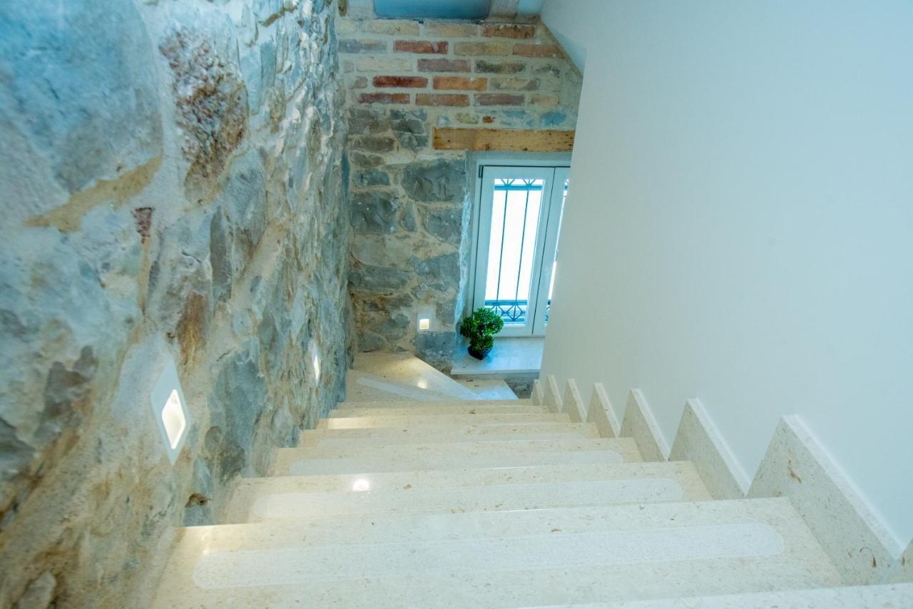 Heritage Villa Vitturi Sea View Kaštela Eksteriør billede